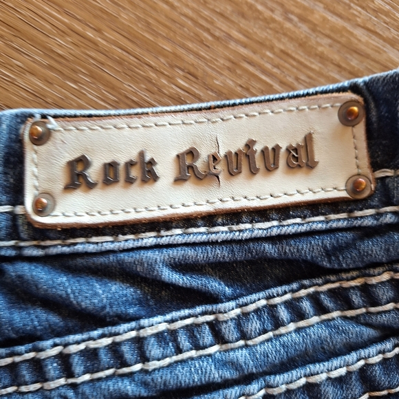 ☆Rock Revival Shorts☆ - Picture 9 of 11